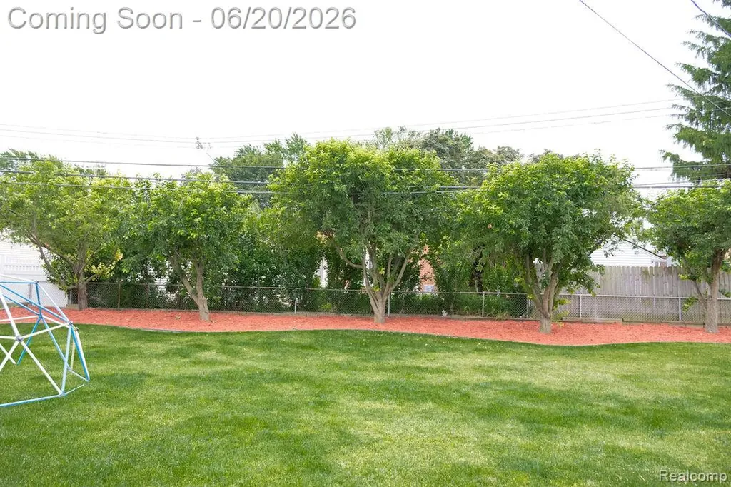 15217 Belmont Avenue Allen Park City MI 48101