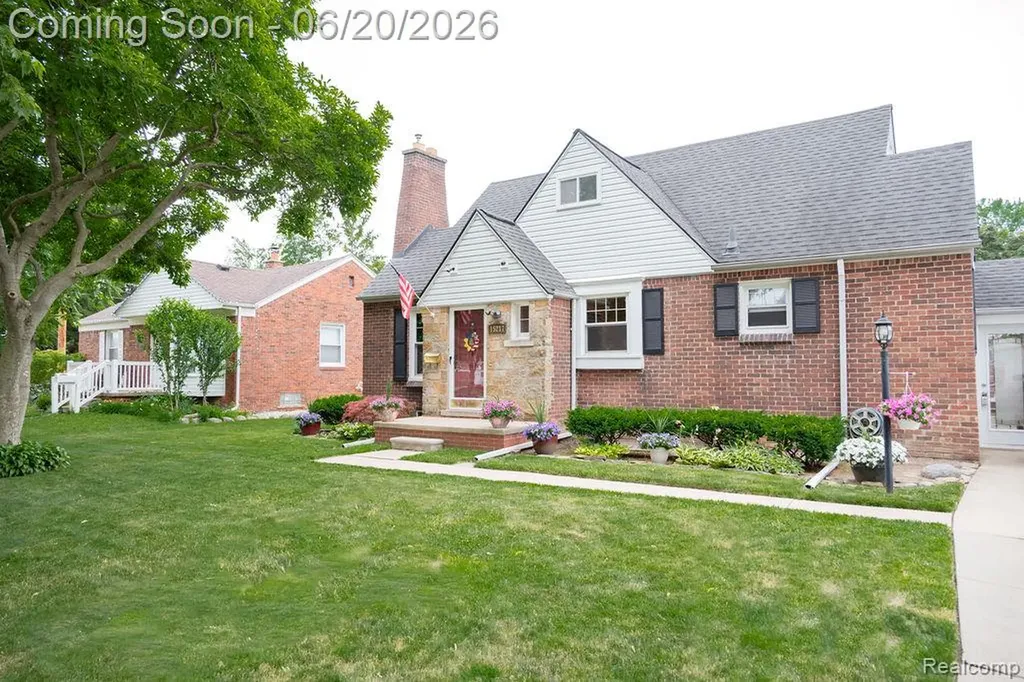 15217 Belmont Avenue Allen Park City MI 48101