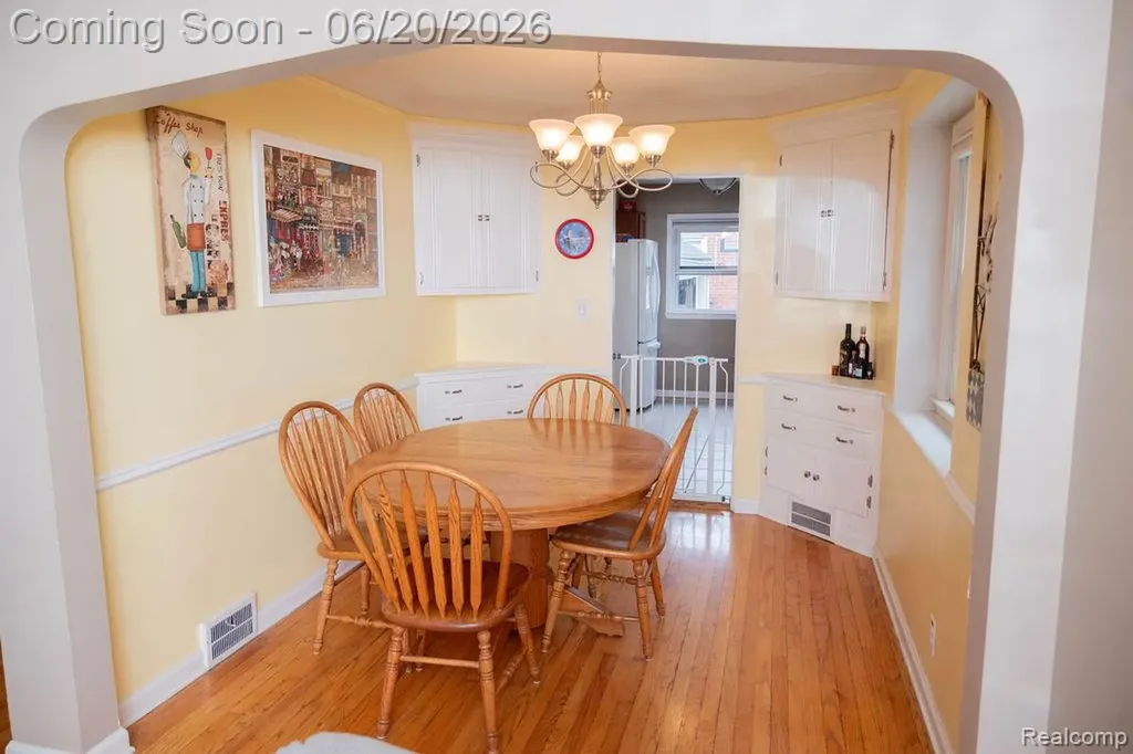 15217 Belmont Avenue Allen Park City MI 48101