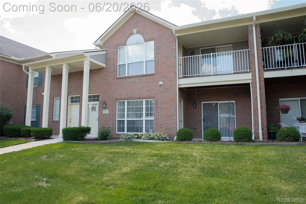 519 Cedar Street Wyandotte City MI 48192