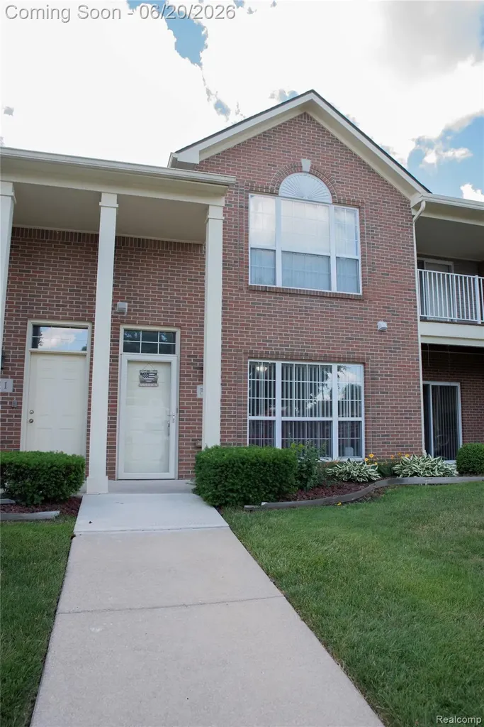 519 Cedar Street Wyandotte City MI 48192