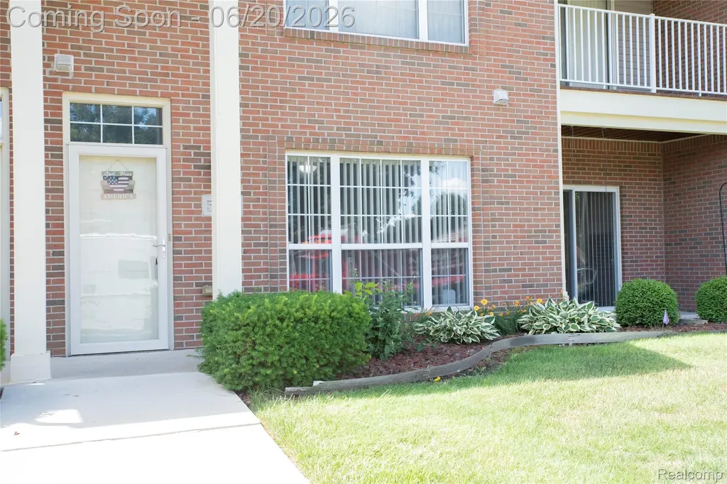 519 Cedar Street Wyandotte City MI 48192
