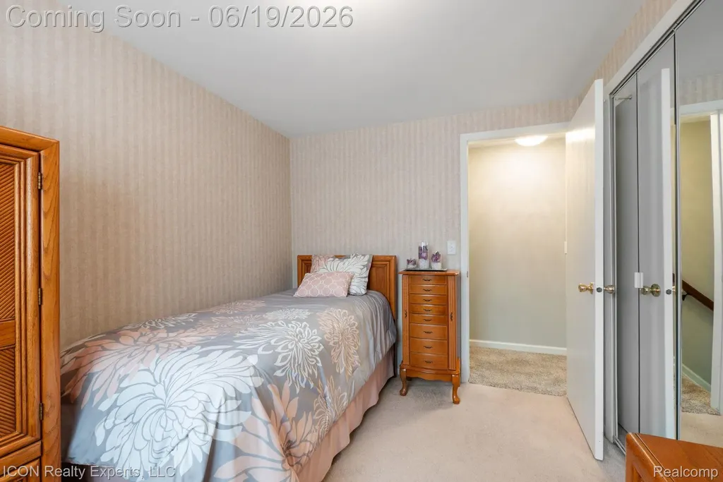 39738 Day Drive E Clinton Charter Township MI 48038