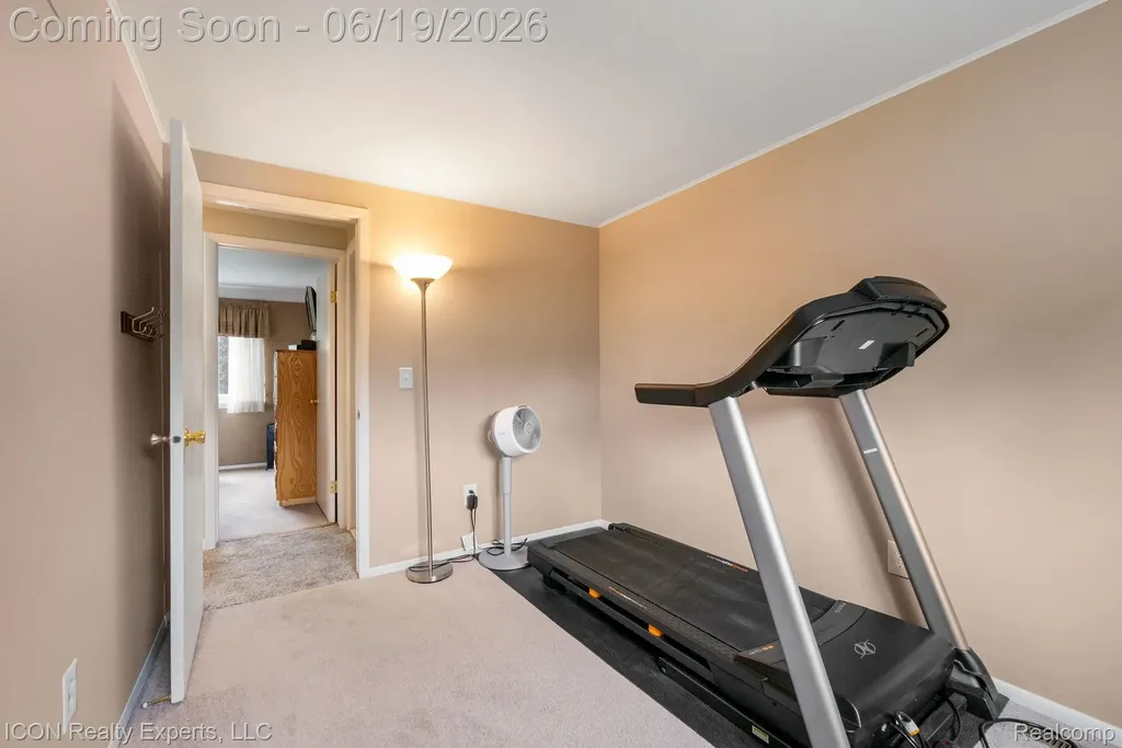 39738 Day Drive E Clinton Charter Township MI 48038