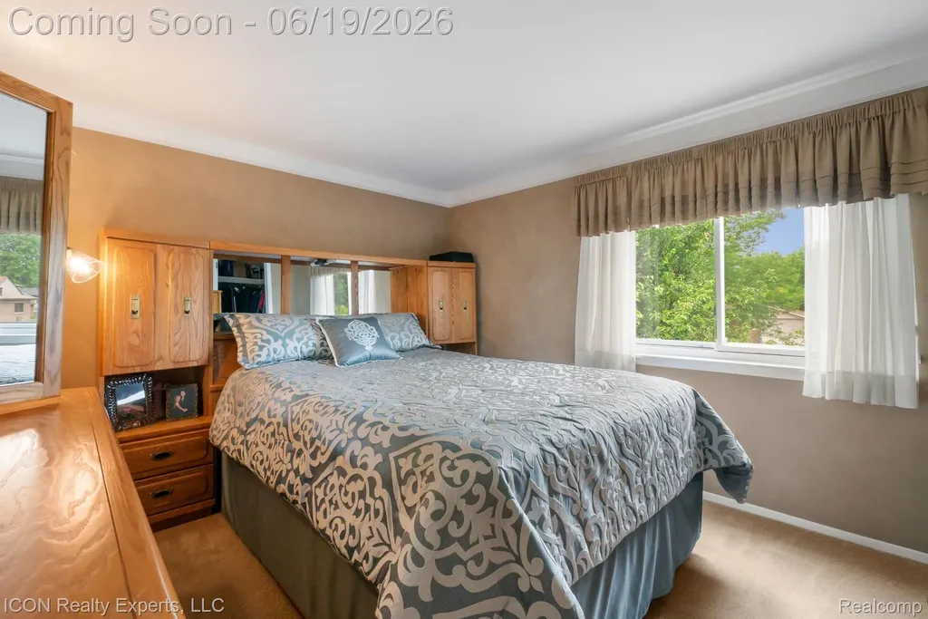 39738 Day Drive E Clinton Charter Township MI 48038
