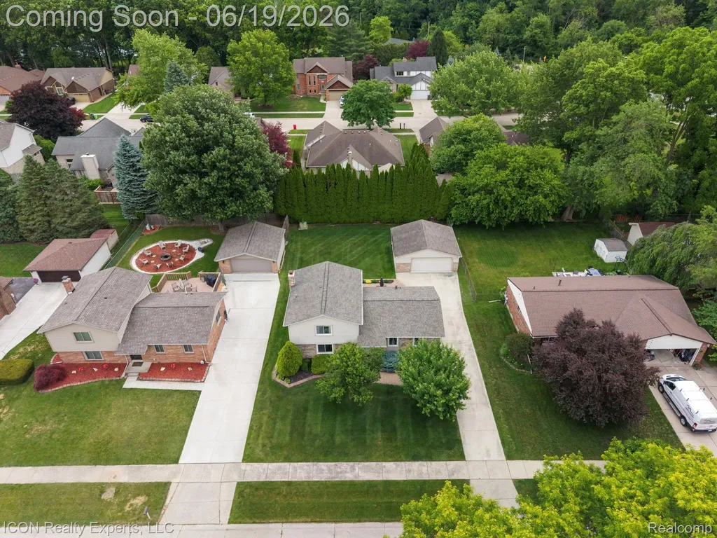 39738 Day Drive E Clinton Charter Township MI 48038