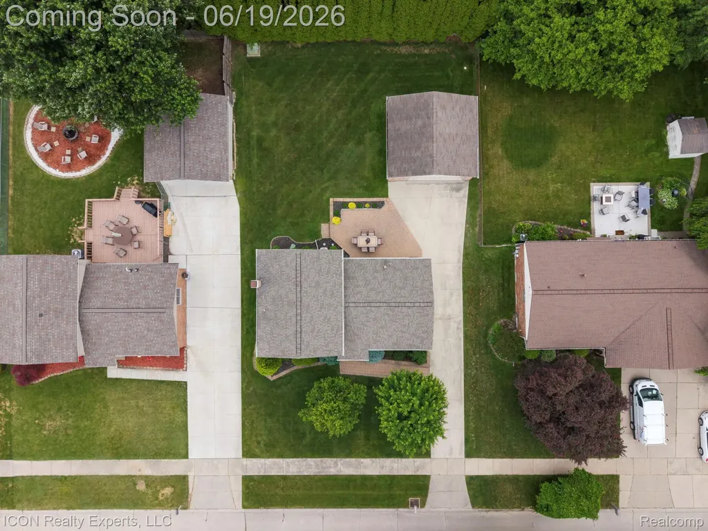 39738 Day Drive E Clinton Charter Township MI 48038