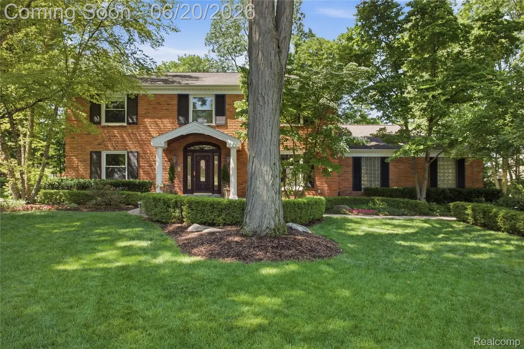 28785 Oak Point Drive Farmington Hills City MI 48331