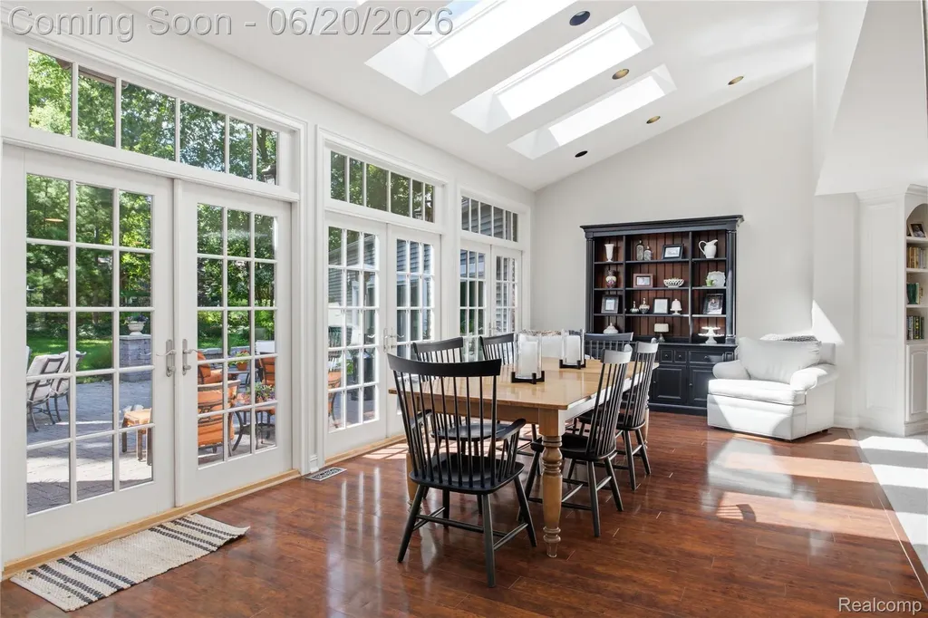 28785 Oak Point Drive Farmington Hills City MI 48331