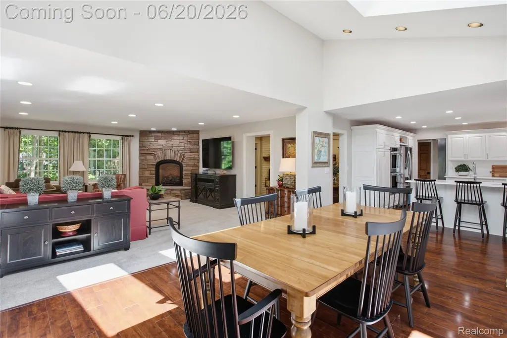 28785 Oak Point Drive Farmington Hills City MI 48331