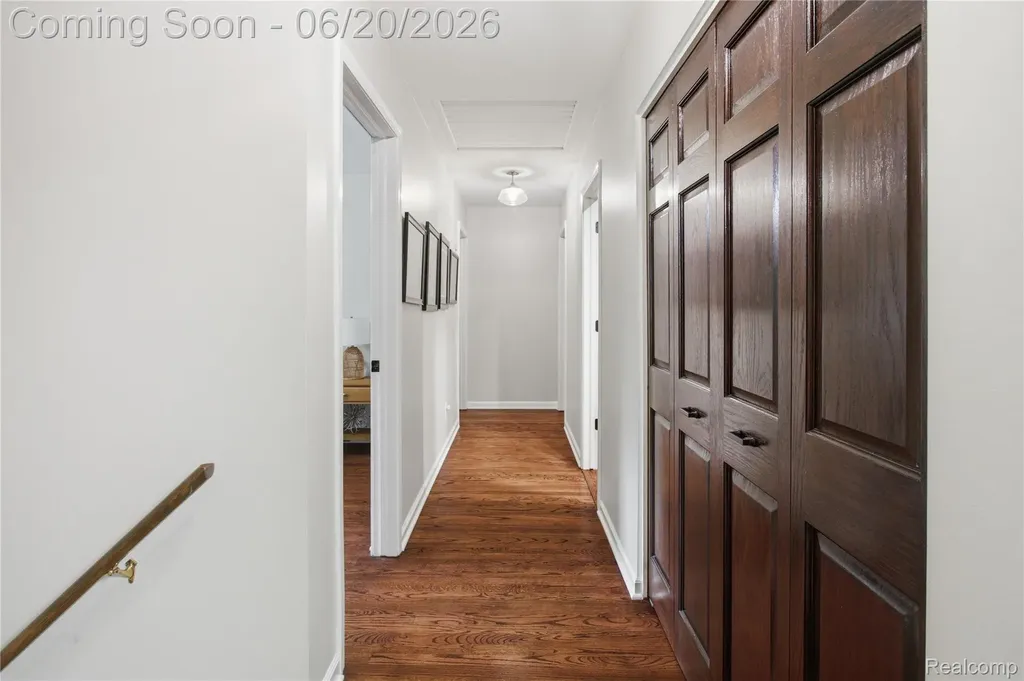 28785 Oak Point Drive Farmington Hills City MI 48331
