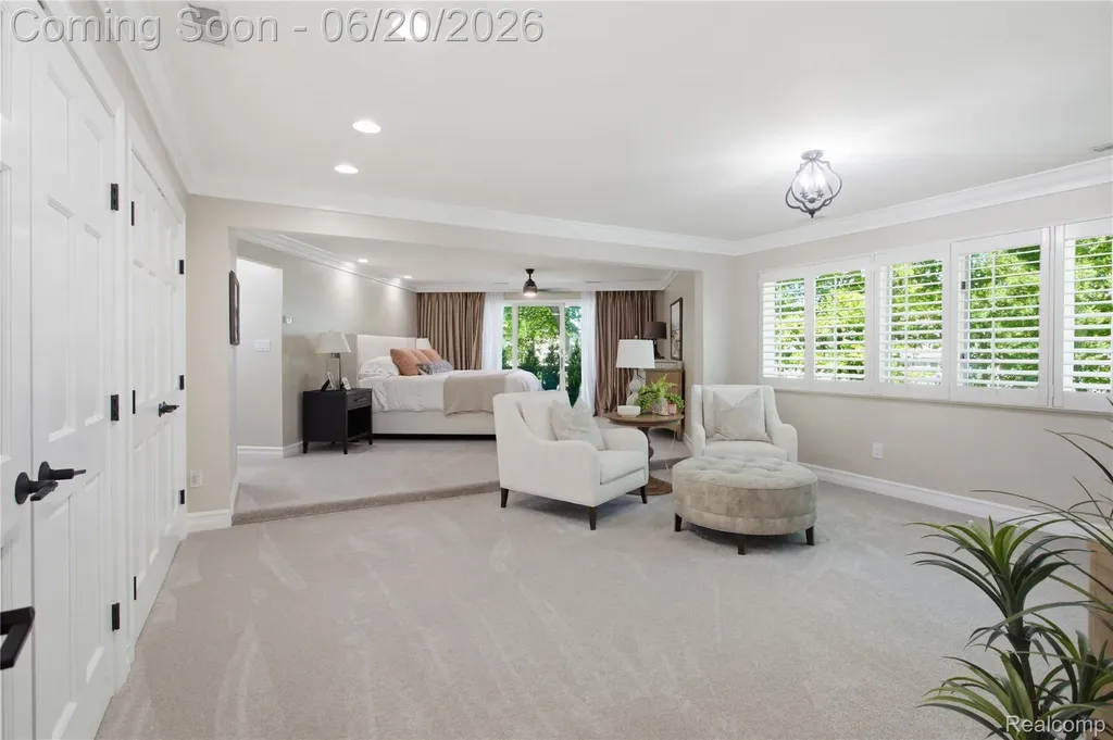 28785 Oak Point Drive Farmington Hills City MI 48331