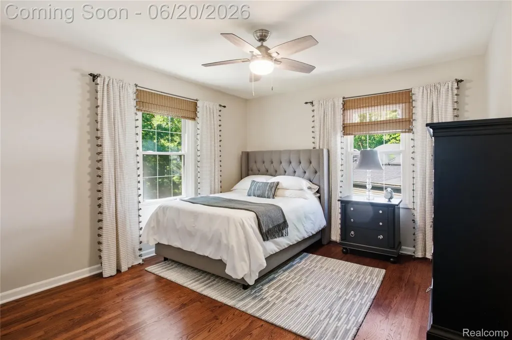 28785 Oak Point Drive Farmington Hills City MI 48331