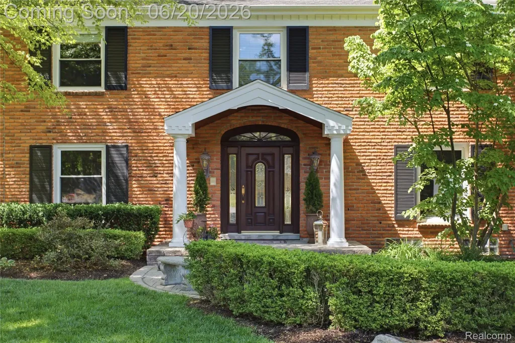 28785 Oak Point Drive Farmington Hills City MI 48331