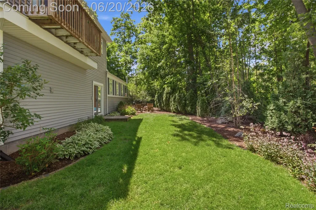 28785 Oak Point Drive Farmington Hills City MI 48331