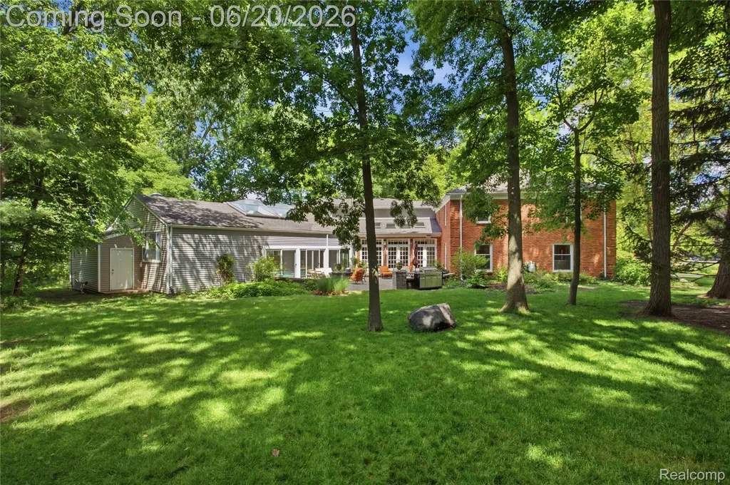 28785 Oak Point Drive Farmington Hills City MI 48331