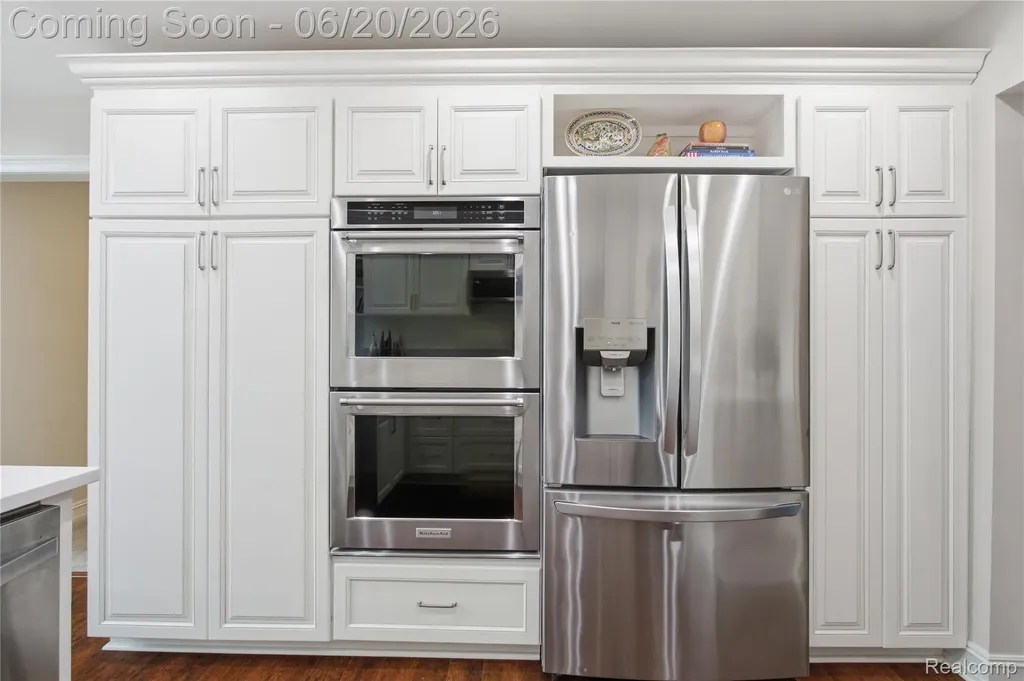 28785 Oak Point Drive Farmington Hills City MI 48331