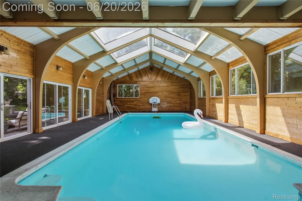 28785 Oak Point Drive Farmington Hills City MI 48331