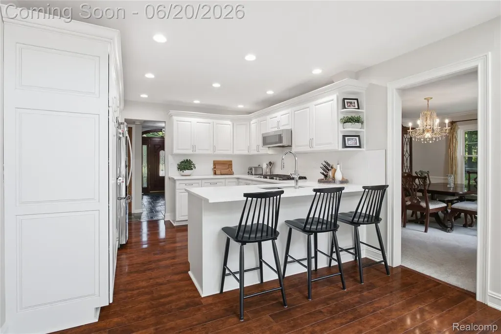 28785 Oak Point Drive Farmington Hills City MI 48331