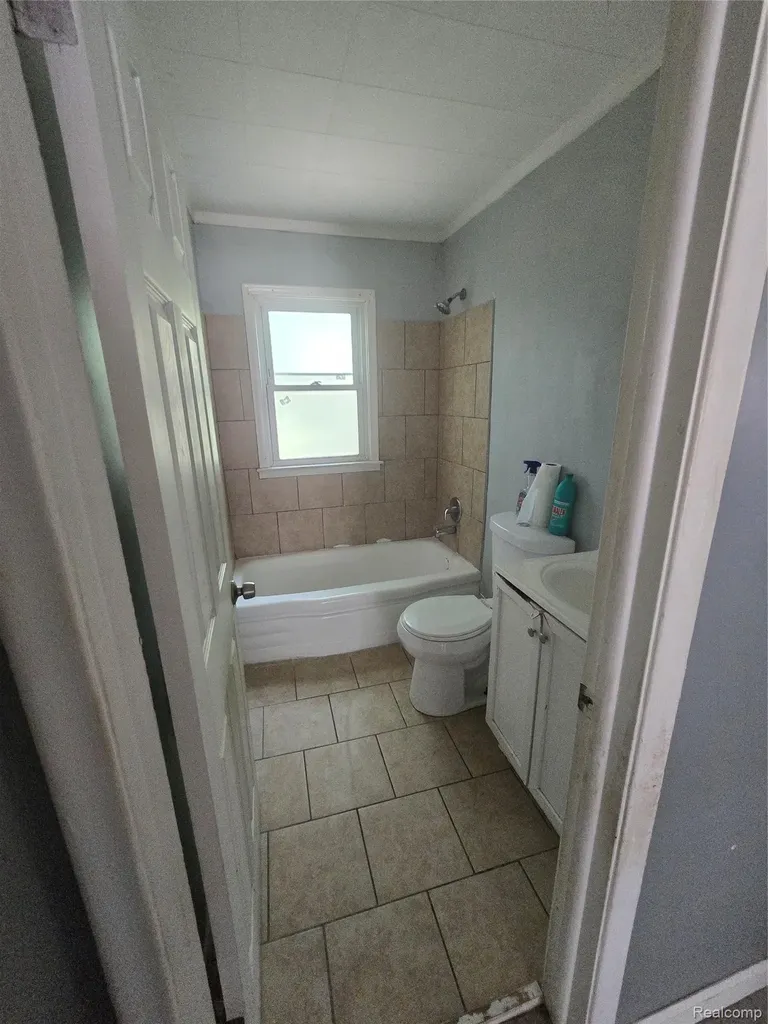 14336 Rockdale Street Detroit City MI 48223