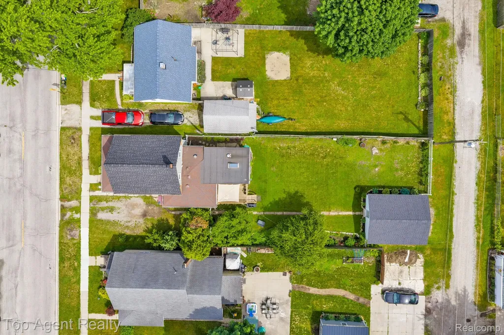 2714 Stone Street Port Huron City MI 48060