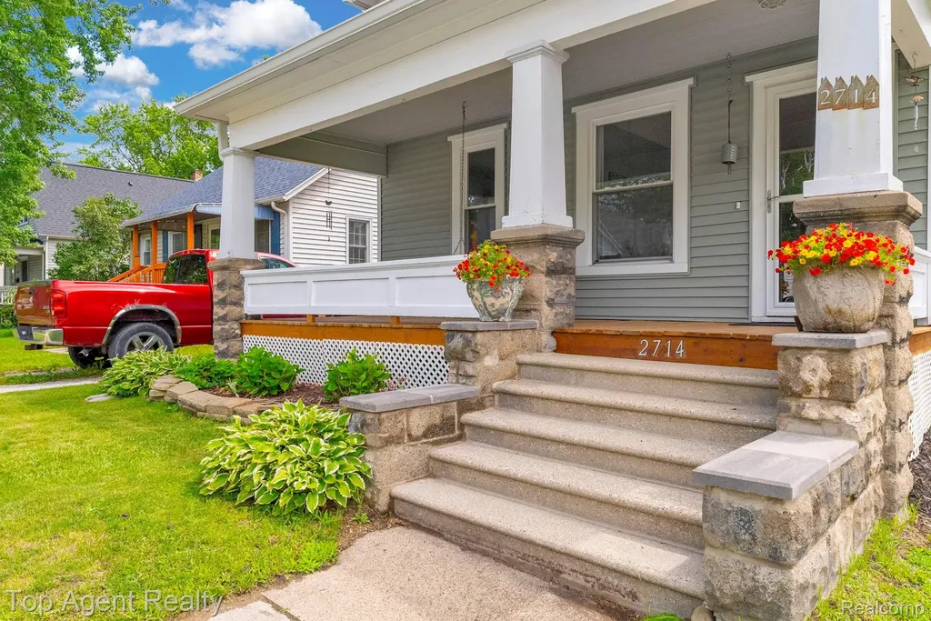 2714 Stone Street Port Huron City MI 48060