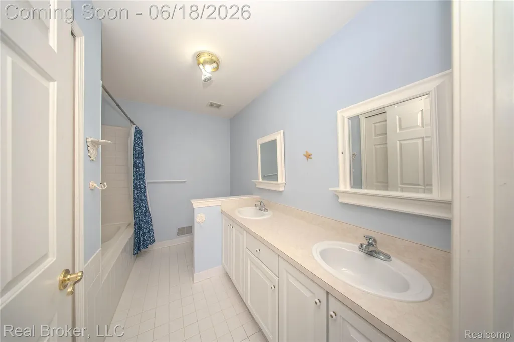 300 Avium Lane Canton Charter Township MI 48187