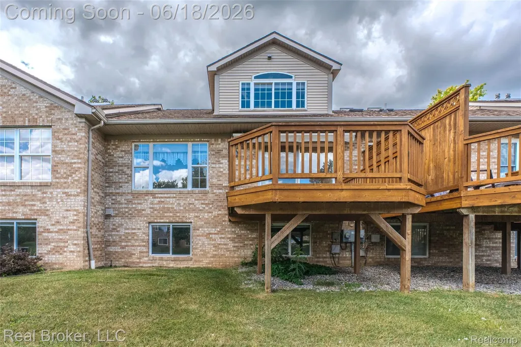 300 Avium Lane Canton Charter Township MI 48187