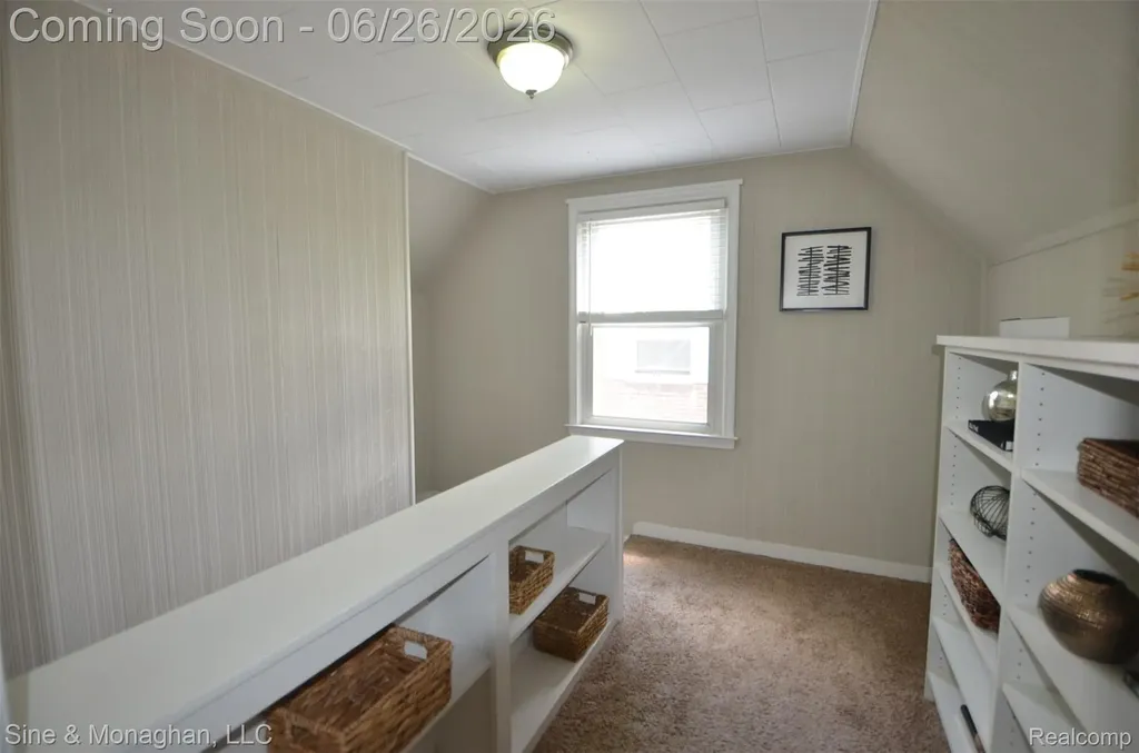 3012 Griffith Avenue Berkley City MI 48072