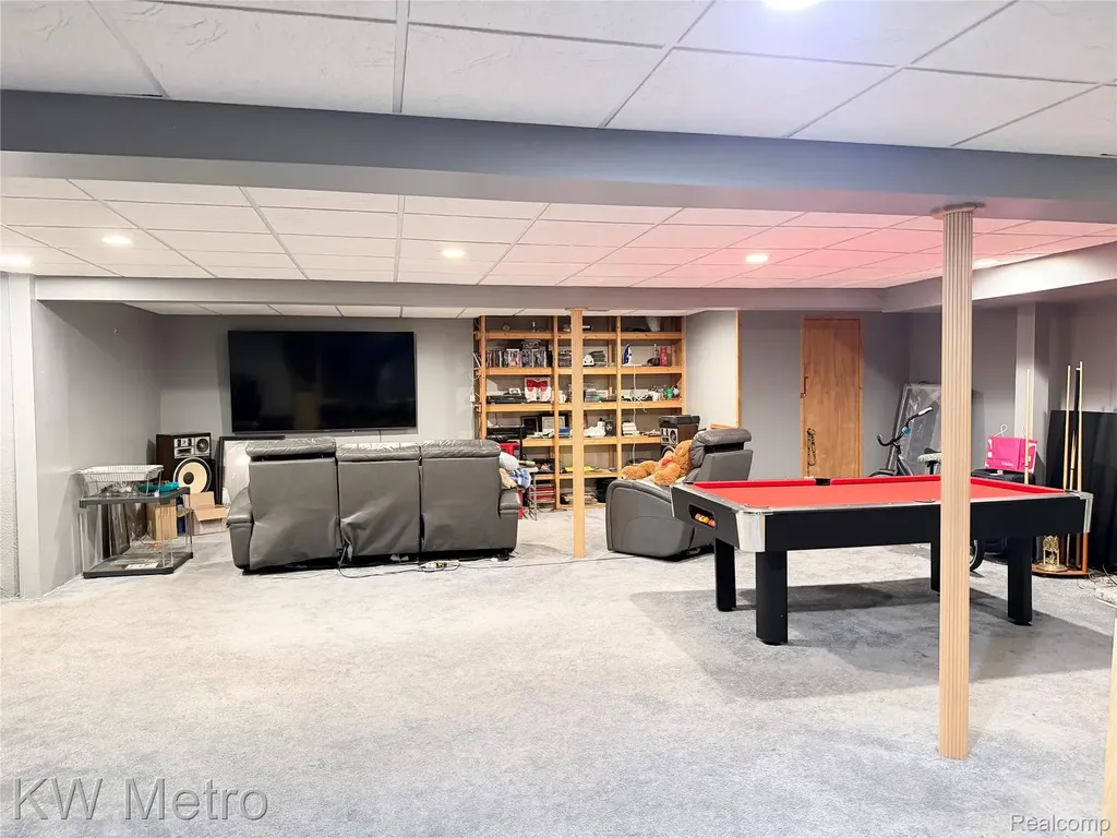 31113 7 Mile Road Livonia City MI 48152