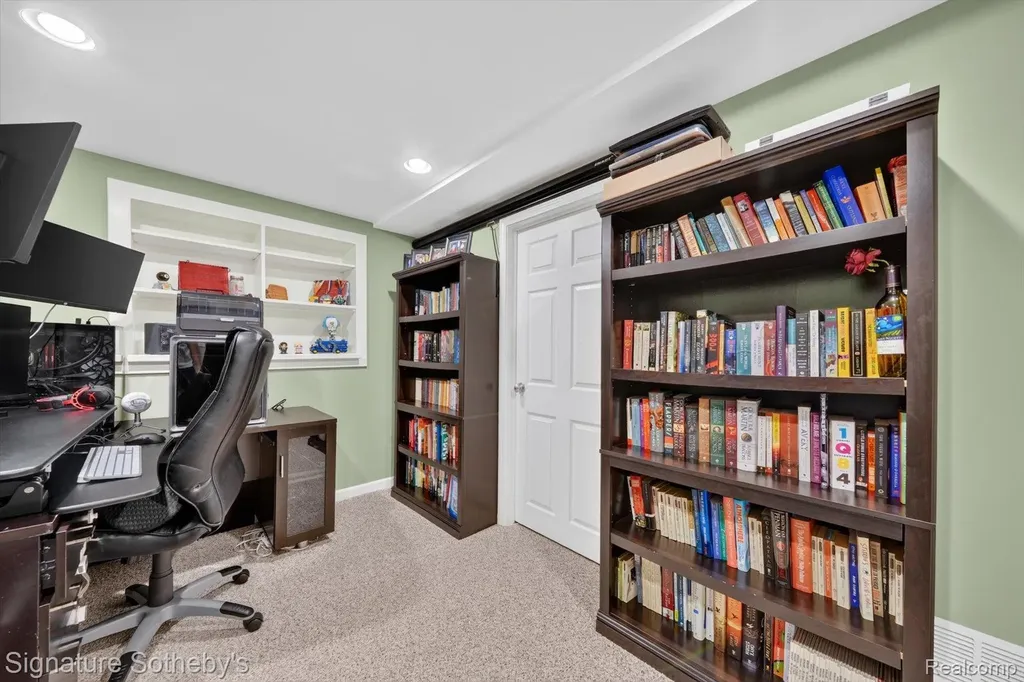 23499 Winthrop Court Novi City MI 48375