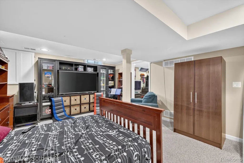 23499 Winthrop Court Novi City MI 48375