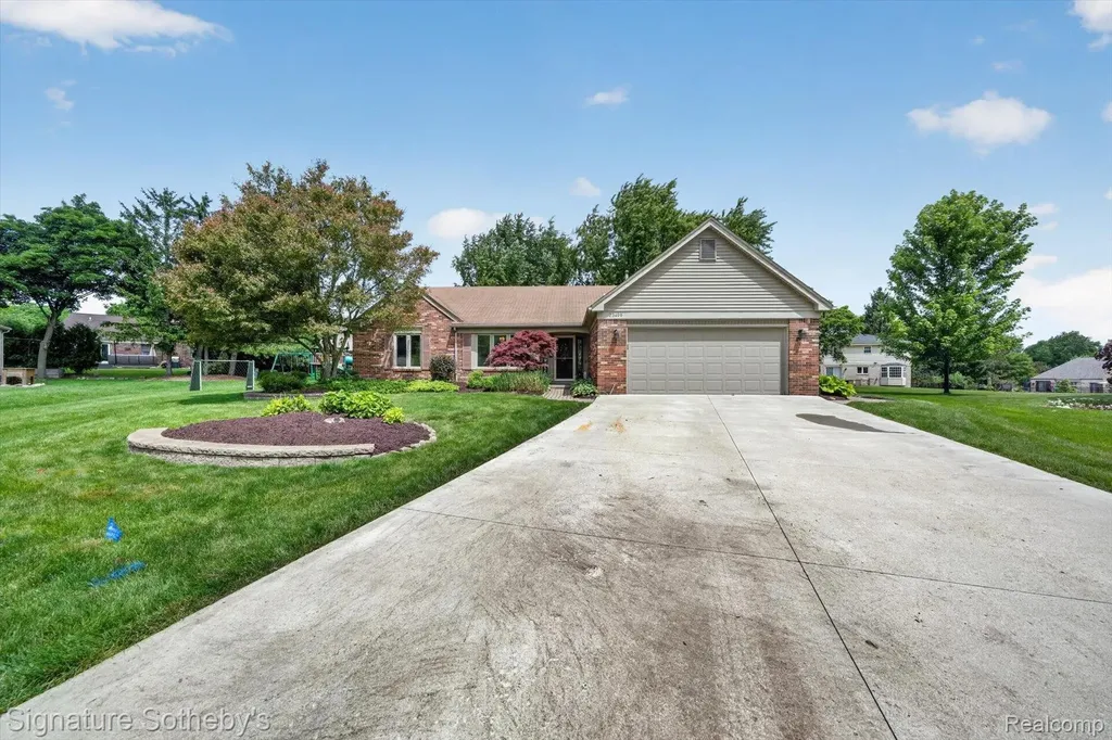 23499 Winthrop Court Novi City MI 48375
