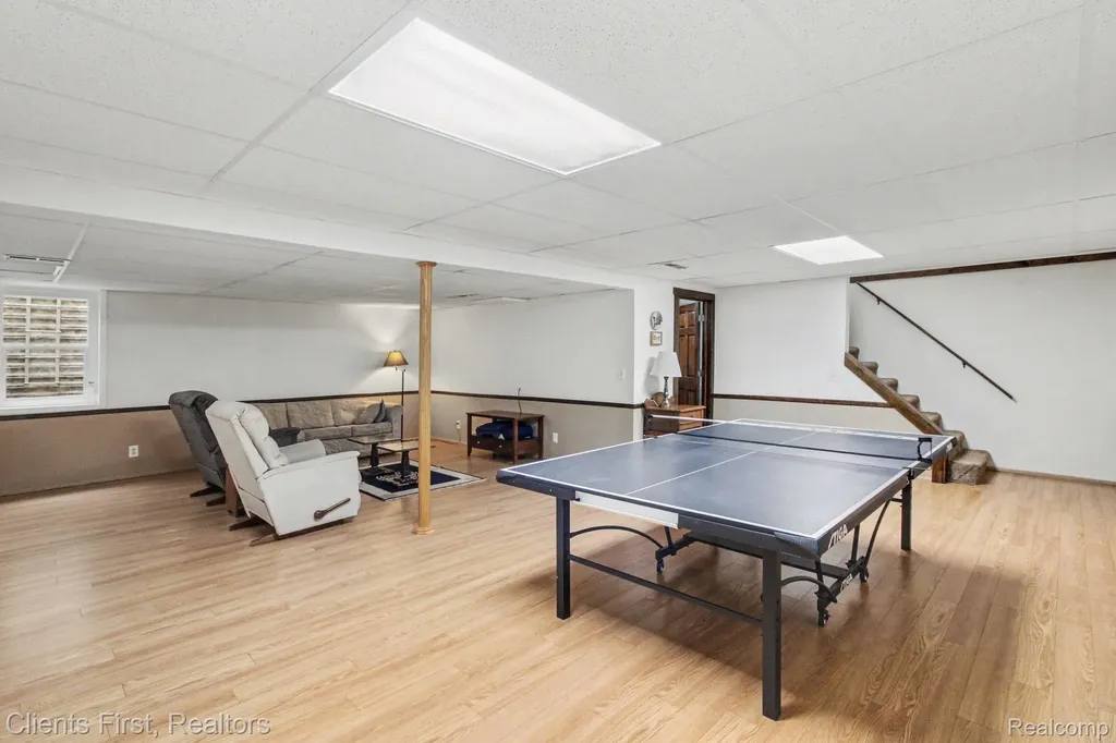 259 Wing Court Northville City MI 48167