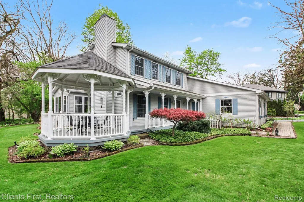 259 Wing Court Northville City MI 48167