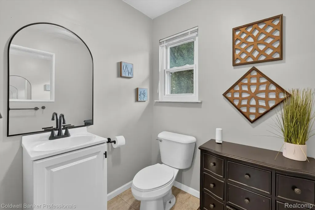 3024 Harold Drive Oregon Township MI 48421