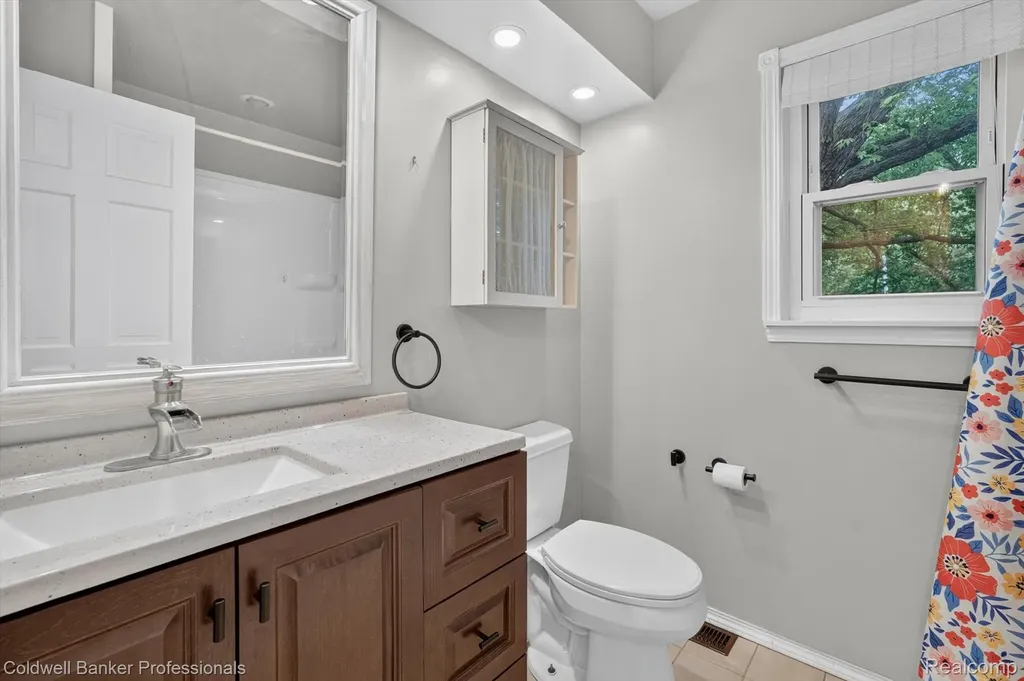 3024 Harold Drive Oregon Township MI 48421