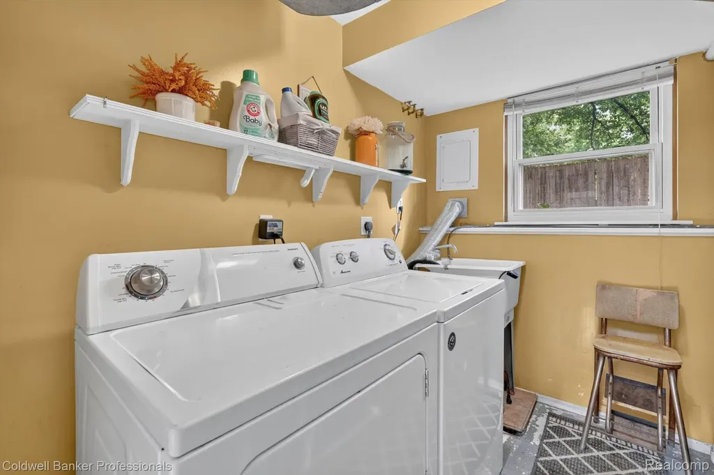 3024 Harold Drive Oregon Township MI 48421