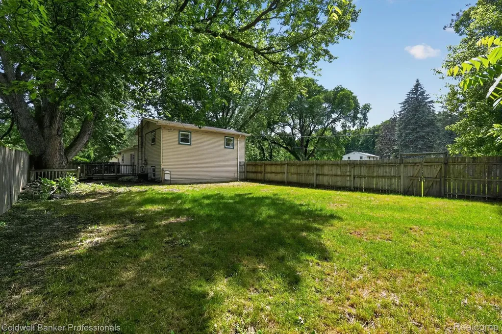 3024 Harold Drive Oregon Township MI 48421