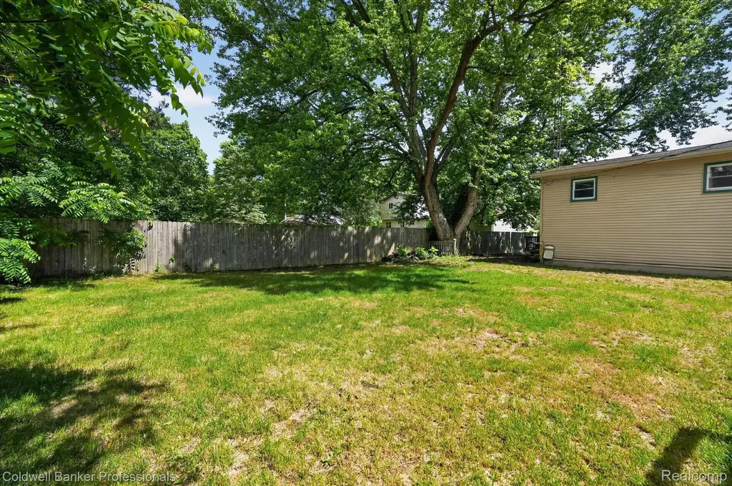 3024 Harold Drive Oregon Township MI 48421