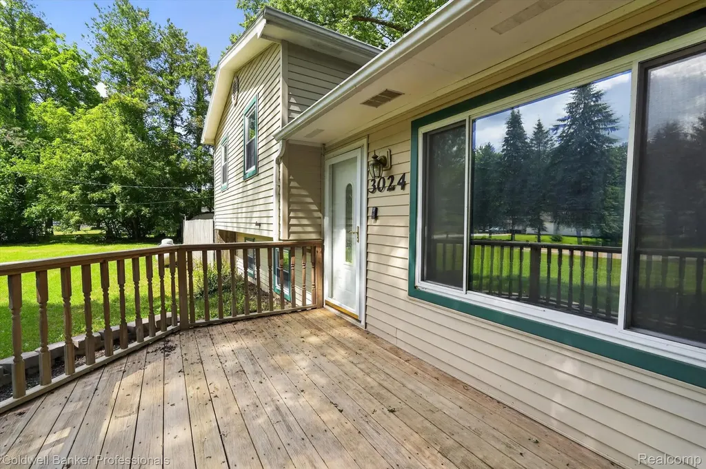 3024 Harold Drive Oregon Township MI 48421
