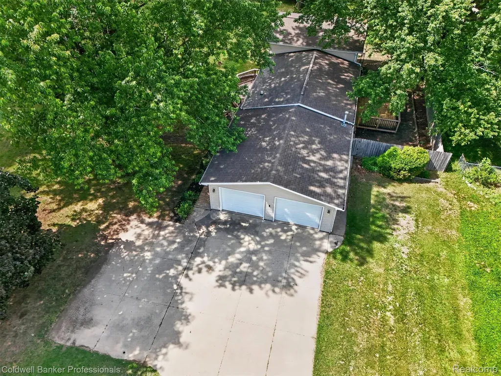 3024 Harold Drive Oregon Township MI 48421