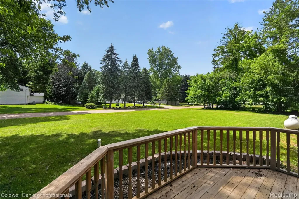 3024 Harold Drive Oregon Township MI 48421