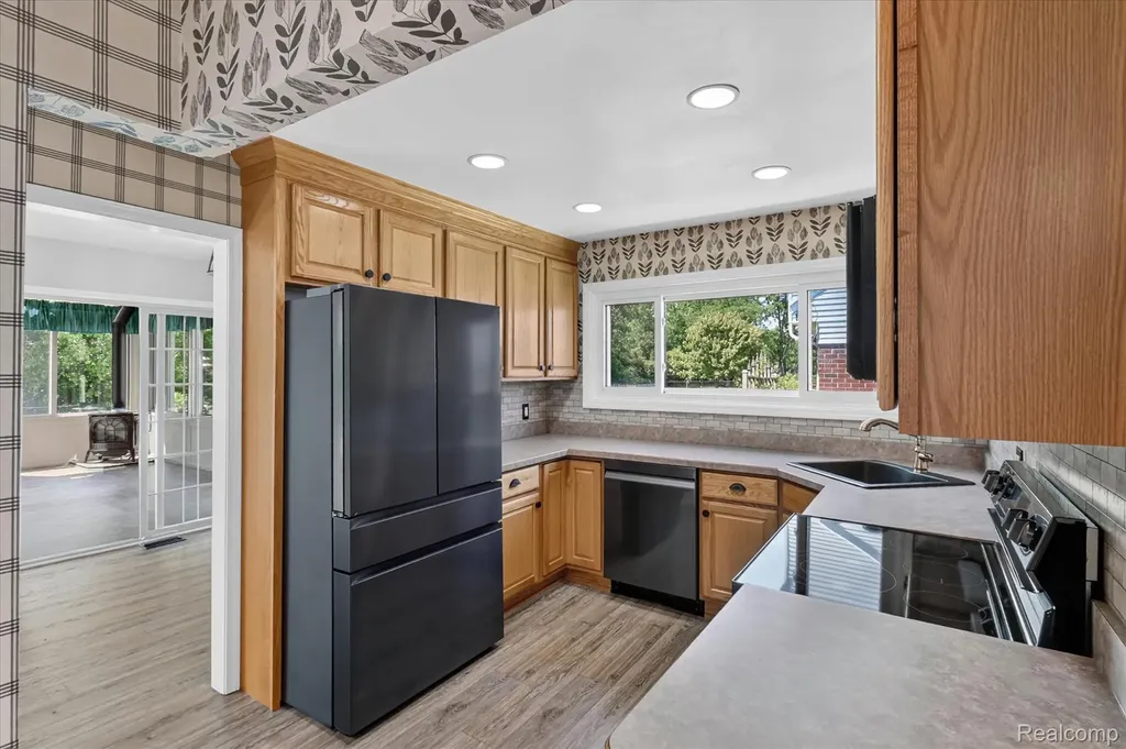 24800 Pamela Street Brownstown Charter Township MI 48134