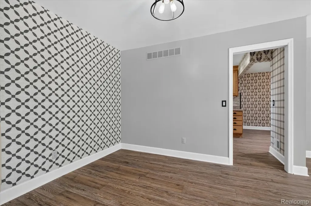 24800 Pamela Street Brownstown Charter Township MI 48134