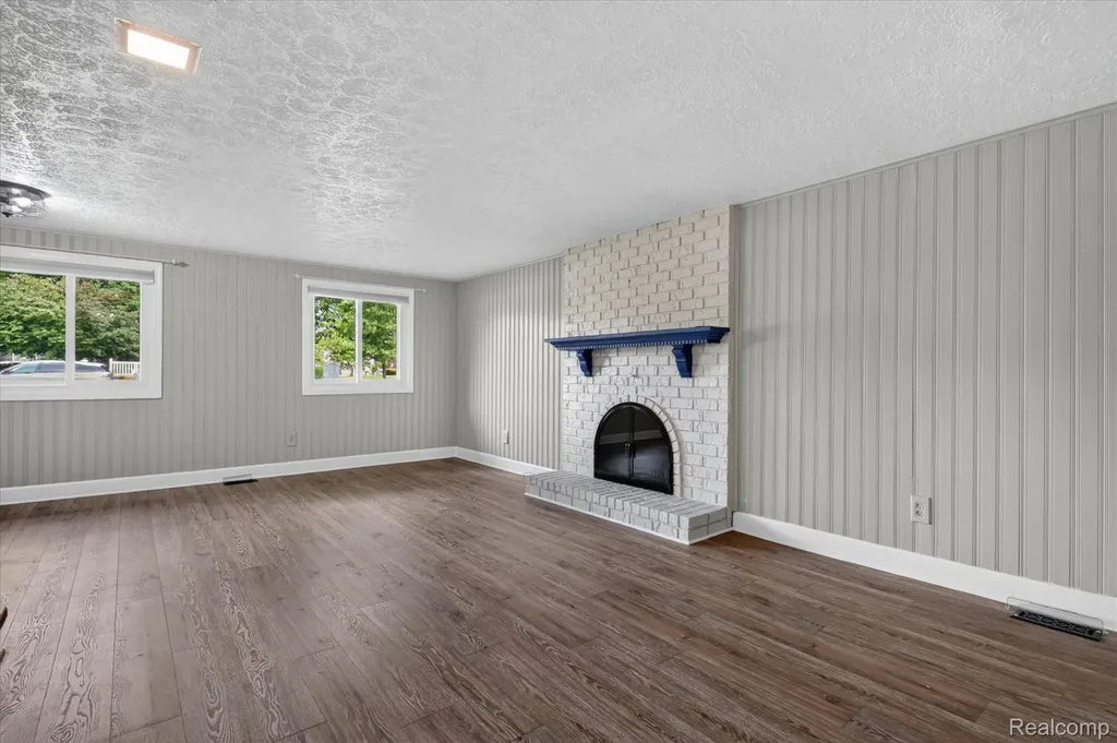 24800 Pamela Street Brownstown Charter Township MI 48134