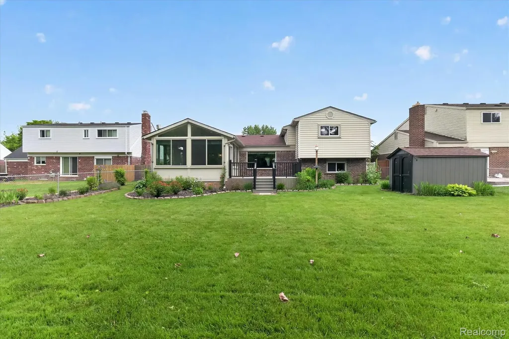 24800 Pamela Street Brownstown Charter Township MI 48134