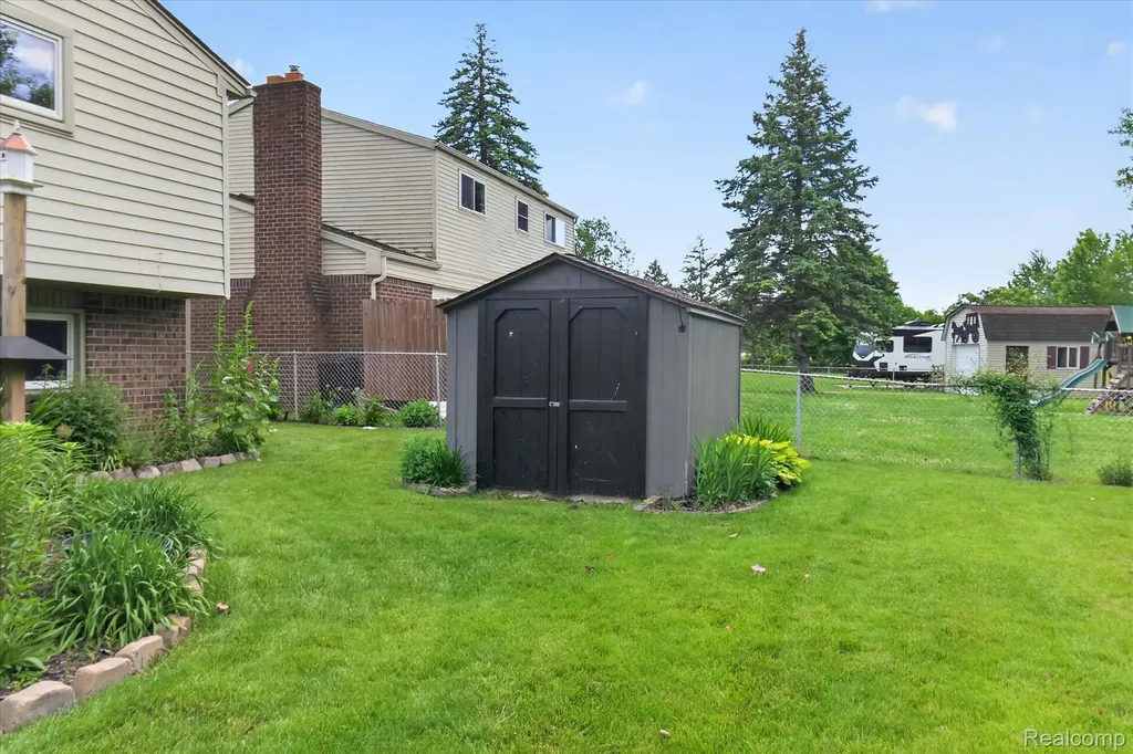 24800 Pamela Street Brownstown Charter Township MI 48134