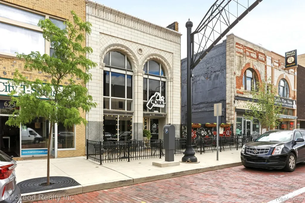 635 S Saginaw Street Flint City MI 48502