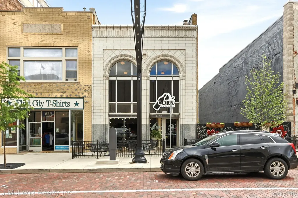 635 S Saginaw Street Flint City MI 48502